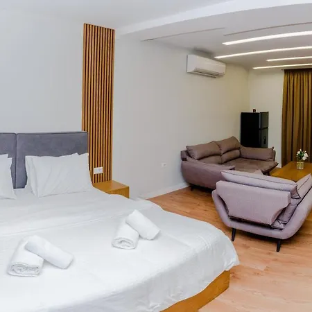 Pazari & Hotel