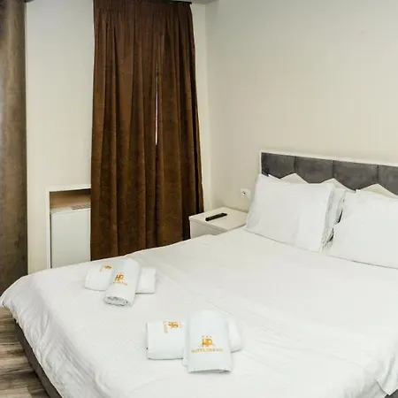 Pazari & Hotel Korce