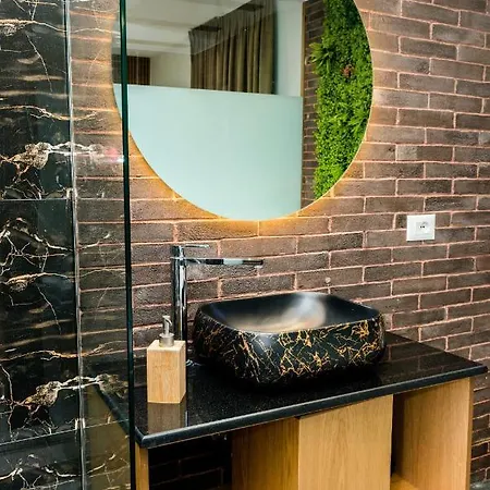 Pazari & * Κορυτσά