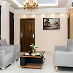 Hotel Pazari & *