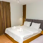 Pazari & Hotel *