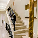 Pazari & Hotel Korce