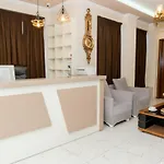 Pazari & Hotel *