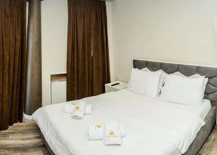 Pazari & 酒店 科尔察